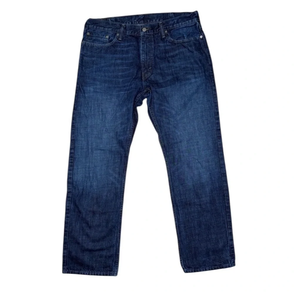 Levi’s 514 straight leg jeans